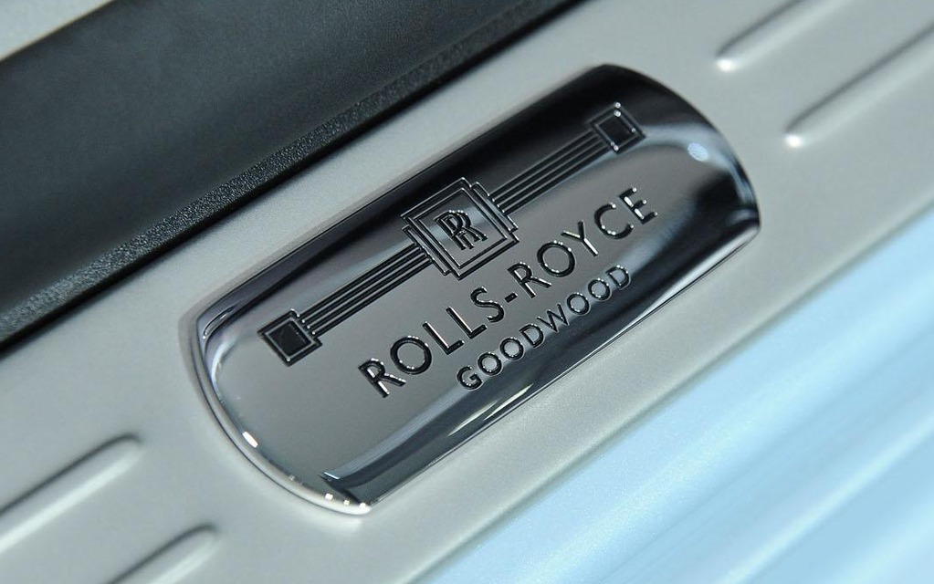 Rolls Royce Ghost Extended Art Deco