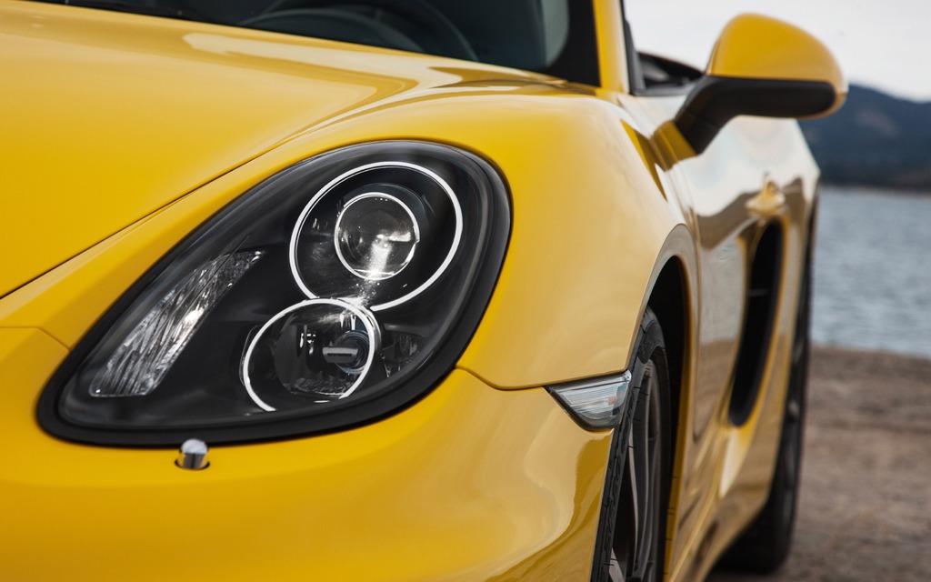 The front headlamps are inspired from the Porsche 918. 