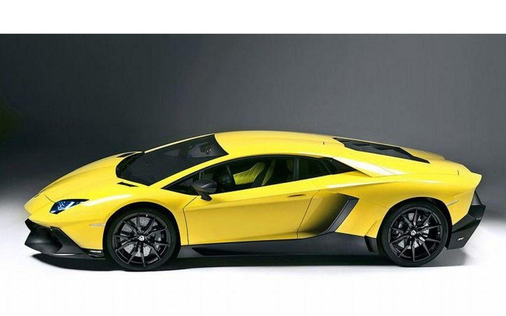 Lamborghini Aventador LP 720-4 50 Anniversario Edition 