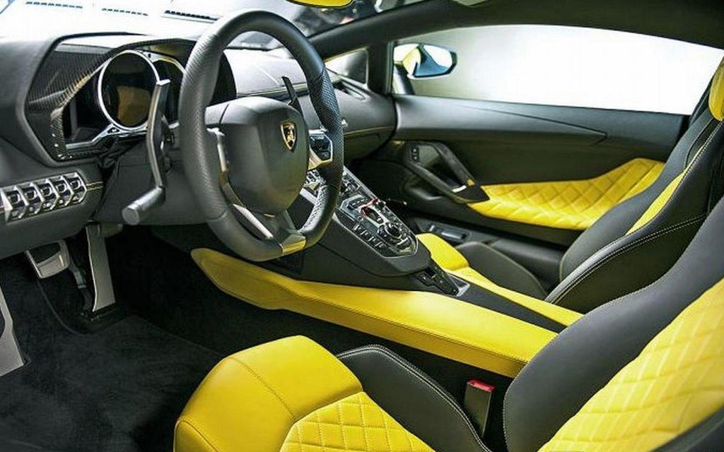 Lamborghini Aventador LP 720-4 50 Anniversario Edition 