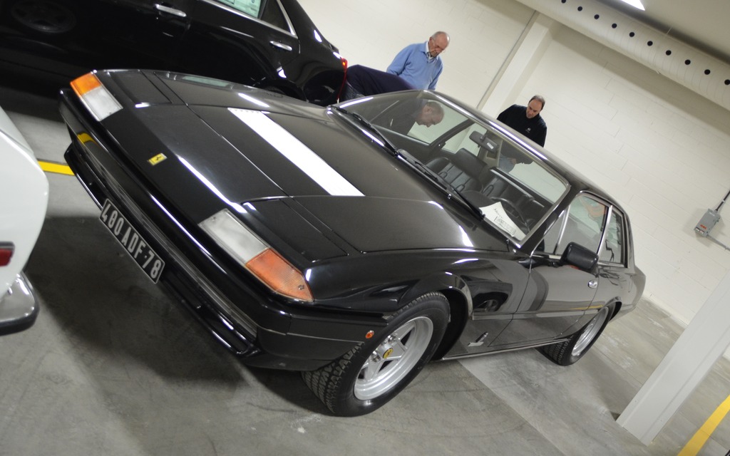 Vu dans l'usagé, une Ferrari 400i automatique