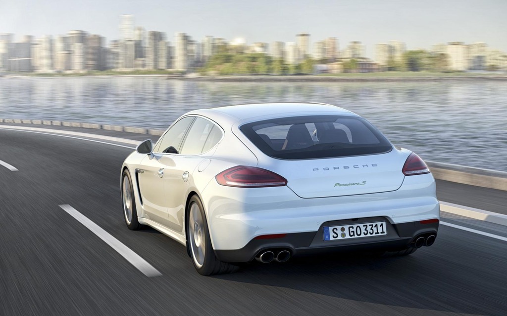Porsche Panamera S e-Hybrid 2014