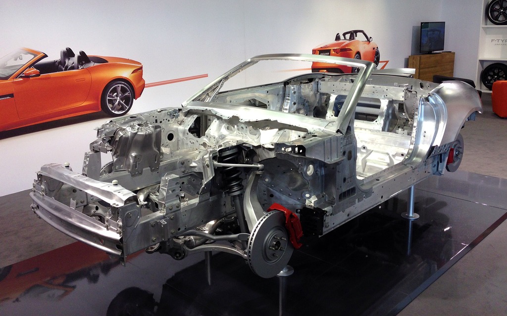 The F-Type’s all-aluminum frame weighs 260 kilos