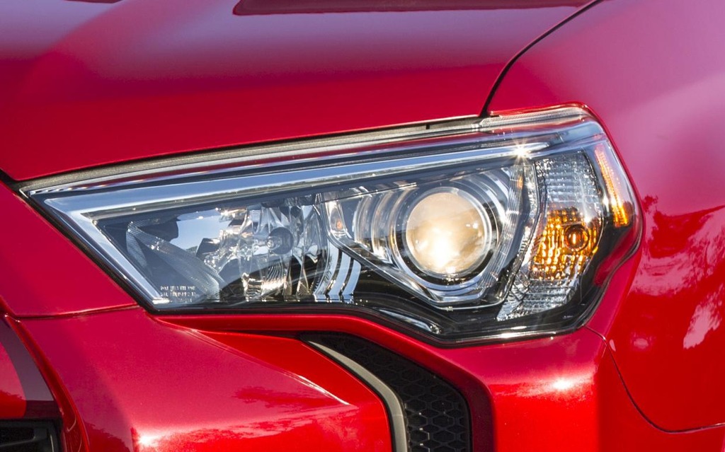 Toyota 4Runner 2014 teaser