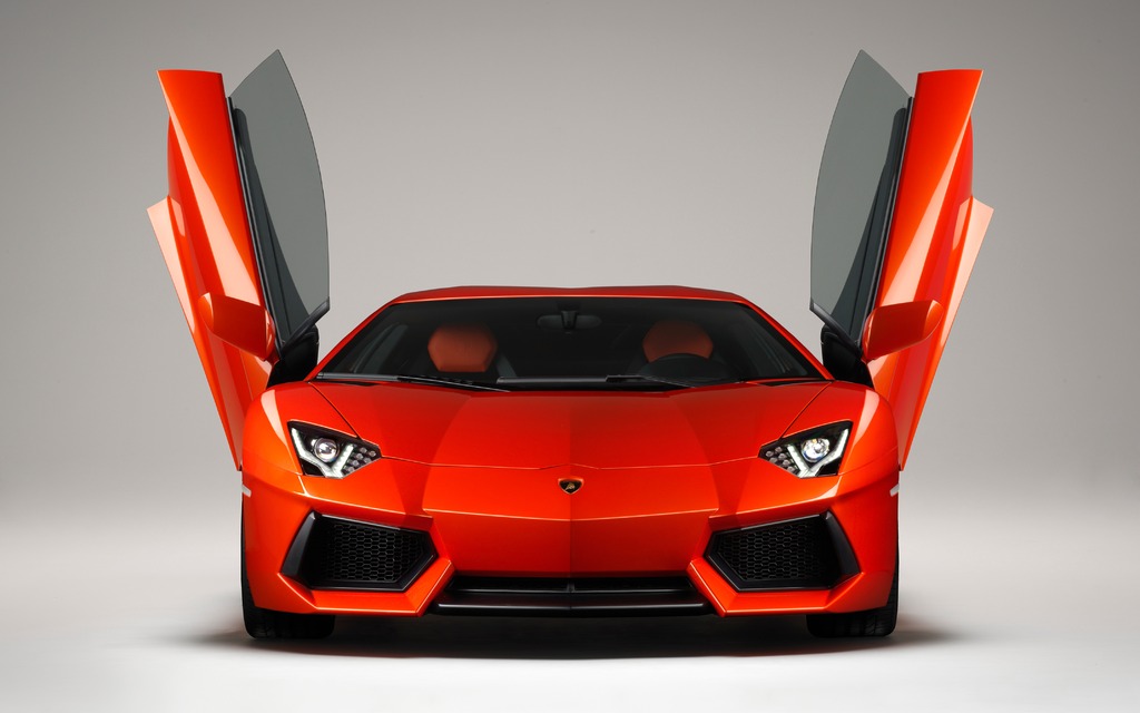 2011 Lamborghini Aventador LP 700-4