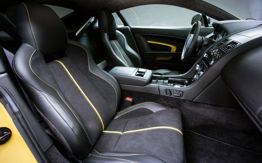 Aston Martin V12 Vantage S