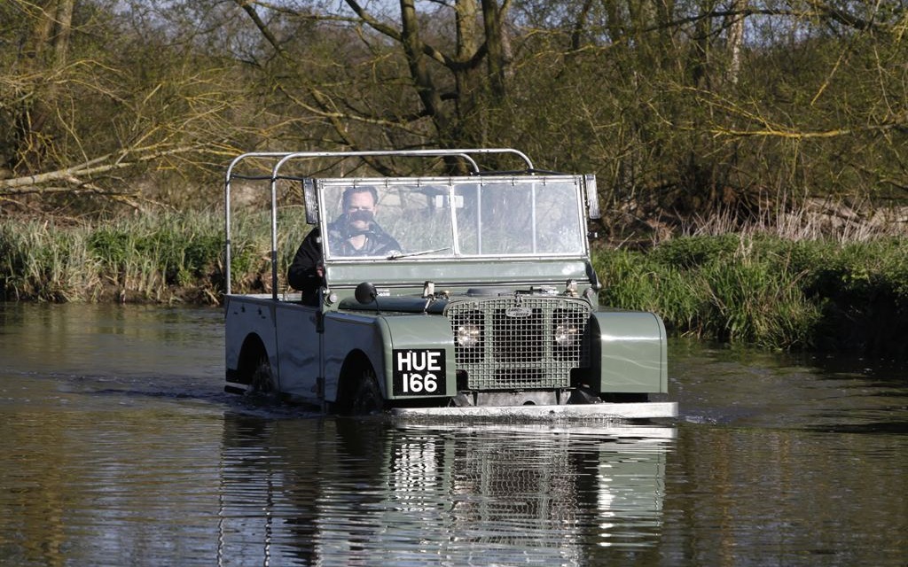 Land Rover célèbre son 65e anniversaire