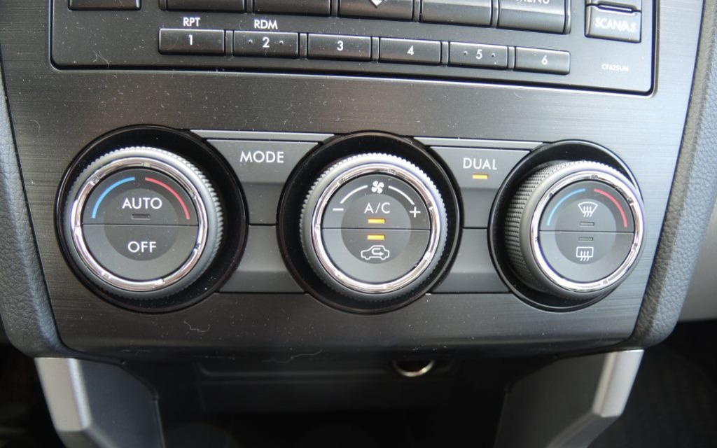 La climatisation est l'affaire de trois boutons.