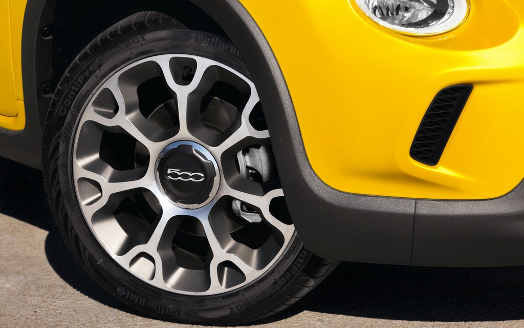 The 17-inch wheels on the Trekking trim
