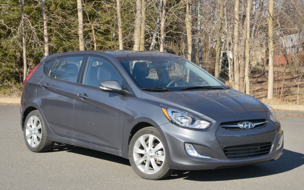 2013 hyundai store accent gls hatchback