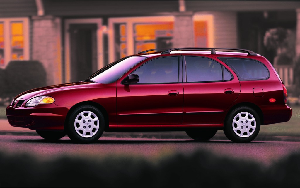 1996 Hyundai Elantra familiale
