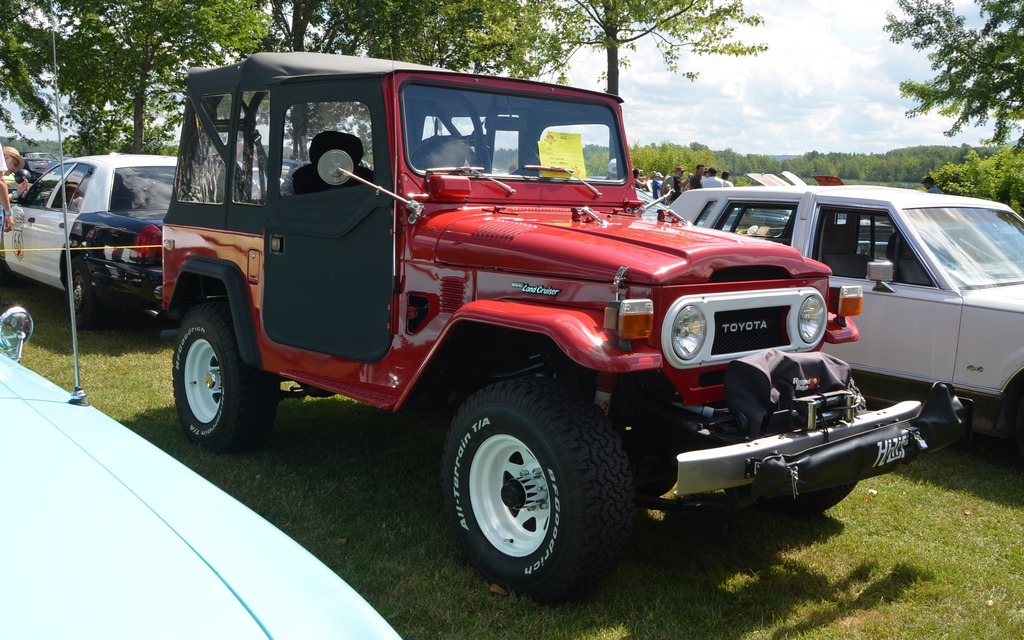  Toyota Land Cruiser 1976 de Daniel Lévesque