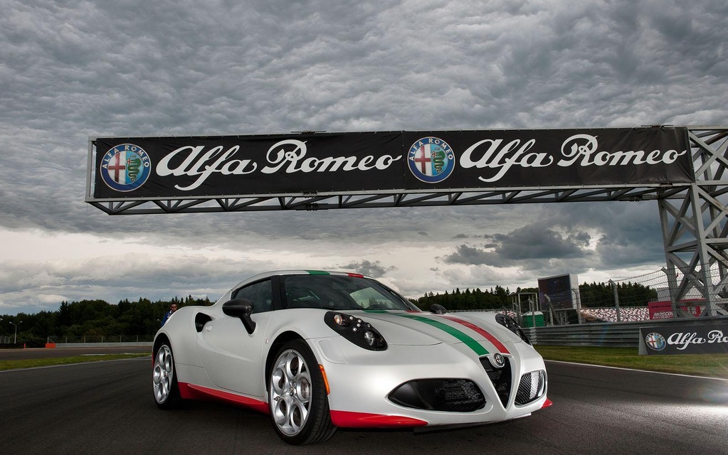 Alfa Romeo 4C Safety Car
