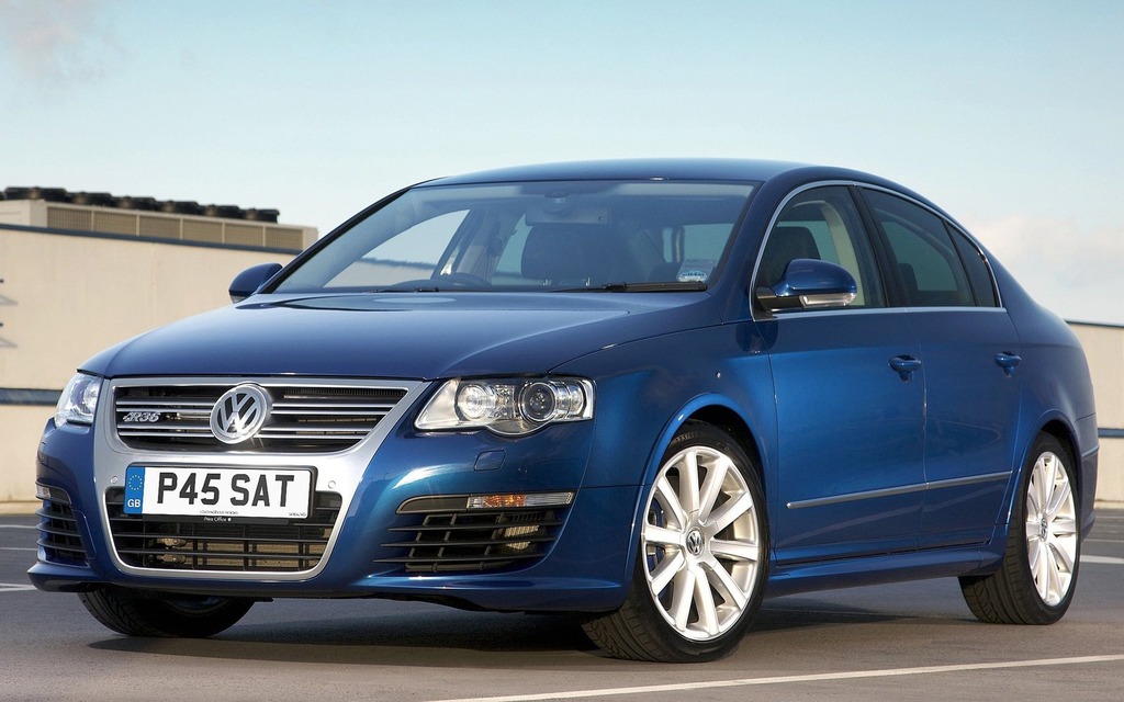 2007 Volkswagen Passat R36