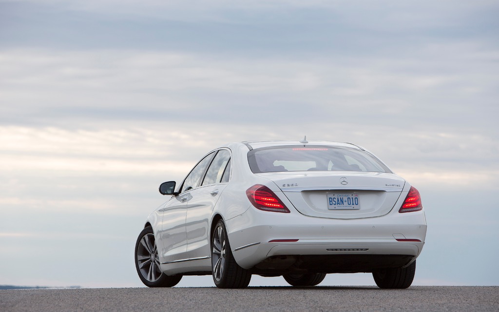 2014 Mercedes-Benz S-Class - Diesel version not available in Canada.