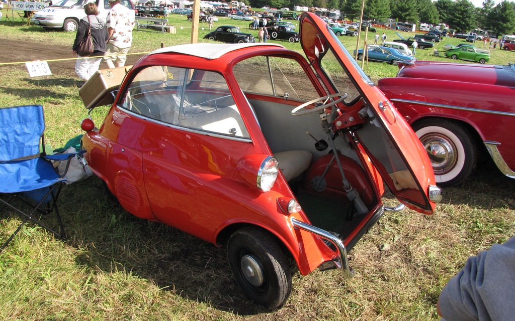 BMW Isetta 1958 (Propriétaire: Michele Bombardier)