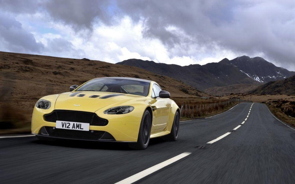 Aston Martin V12 Vantage S