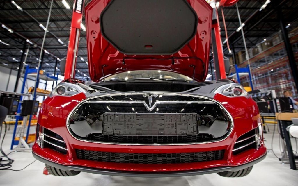 The first Tesla Model S comes off the line at Tilburg, Netherlands