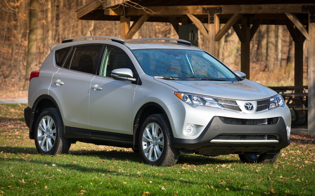 7 Toyota RAV4 (16 660 unités)