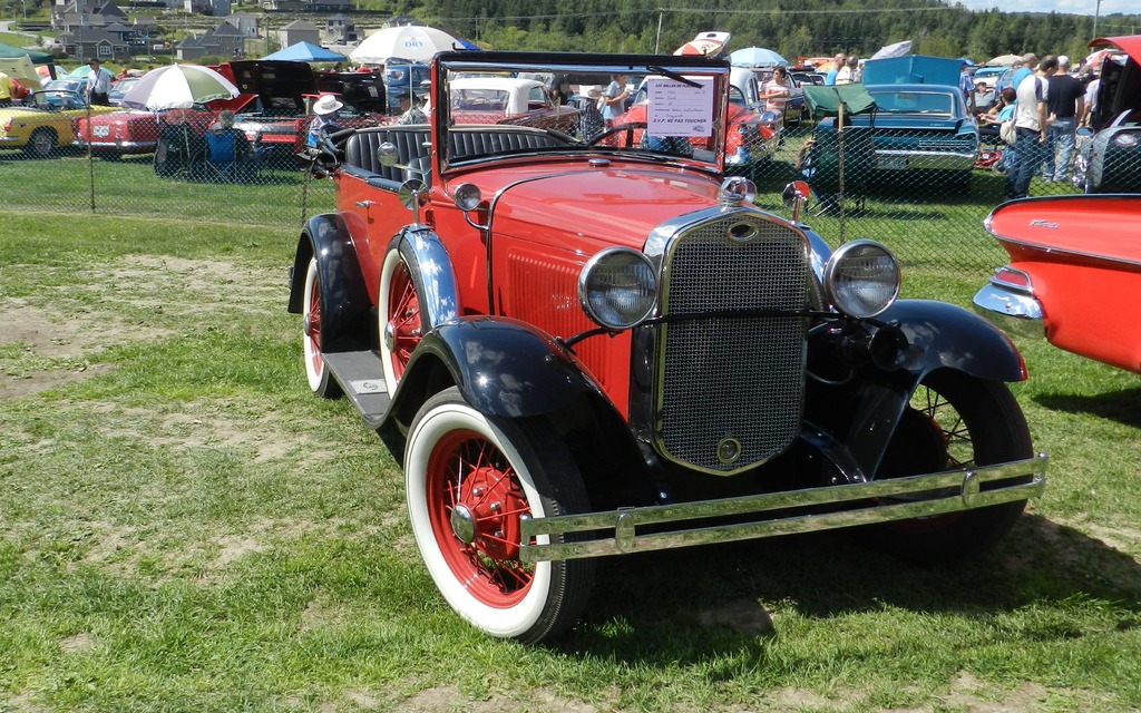Plutôt joli ce Ford A 1930 appartenant à André Lafontaine. 