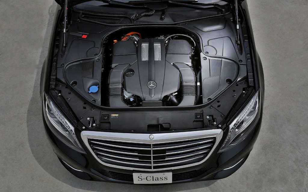 Mercedes-Benz S500 Plug-In Hybrid.