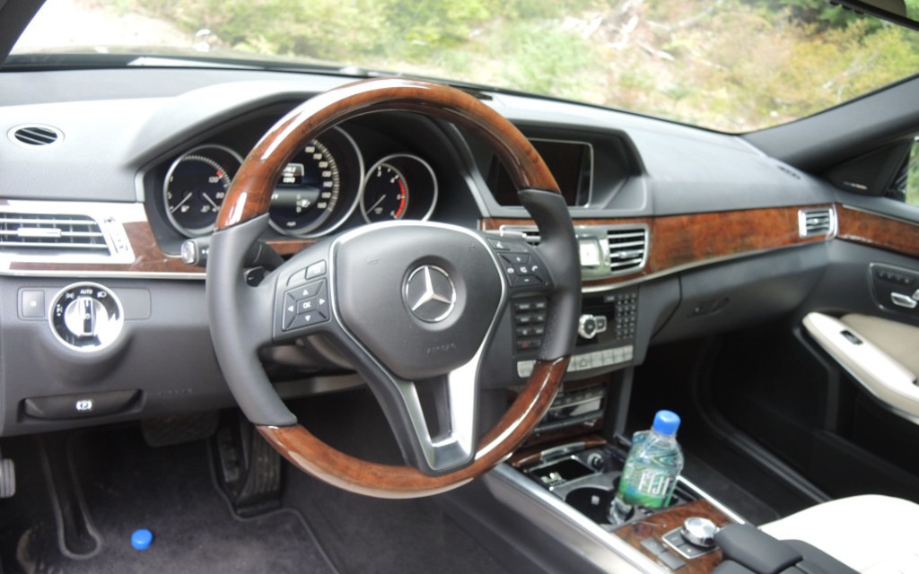  The dashboard layout is nice and reasonably user-friendly.