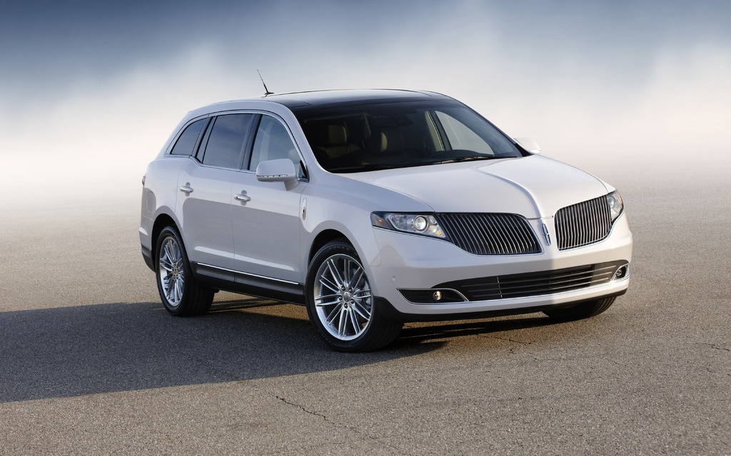 Lincoln MKT (Oakville, ON)