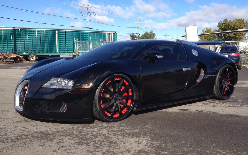 The Bugatti Veyron in its final version before returning to Europe.