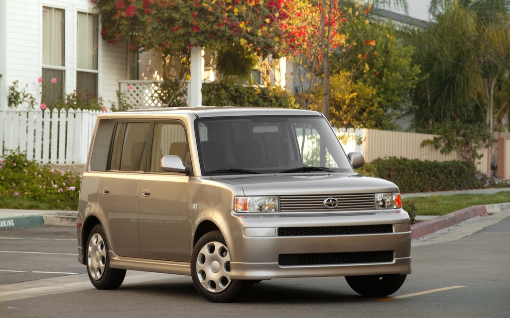 2004 Scion xB