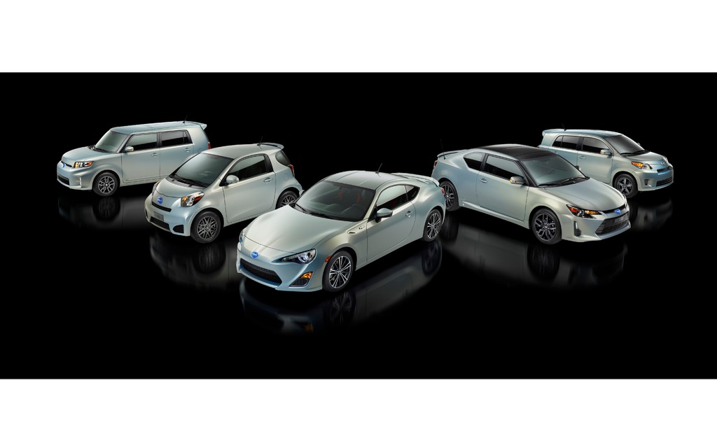 2013 Scion 10 Series