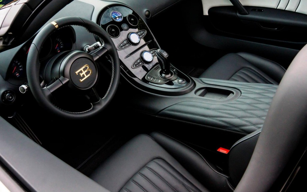 Bugatti Veyron Grand Sport Vitesse Lang Lang Special Edition