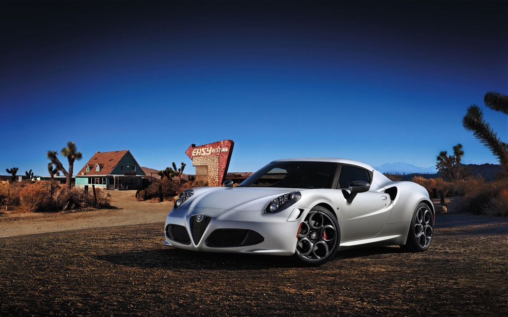 Alfa Romeo 4C Launch Edition (Section Dernière Heure)