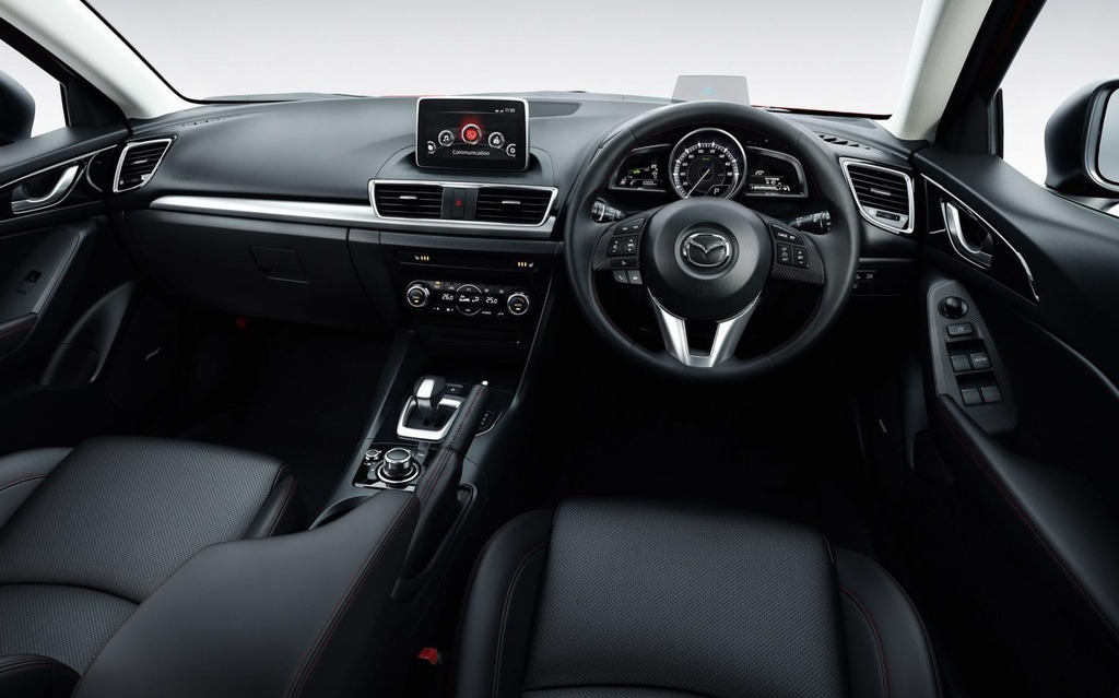 Mazda Axela Skyactiv-Hybrid