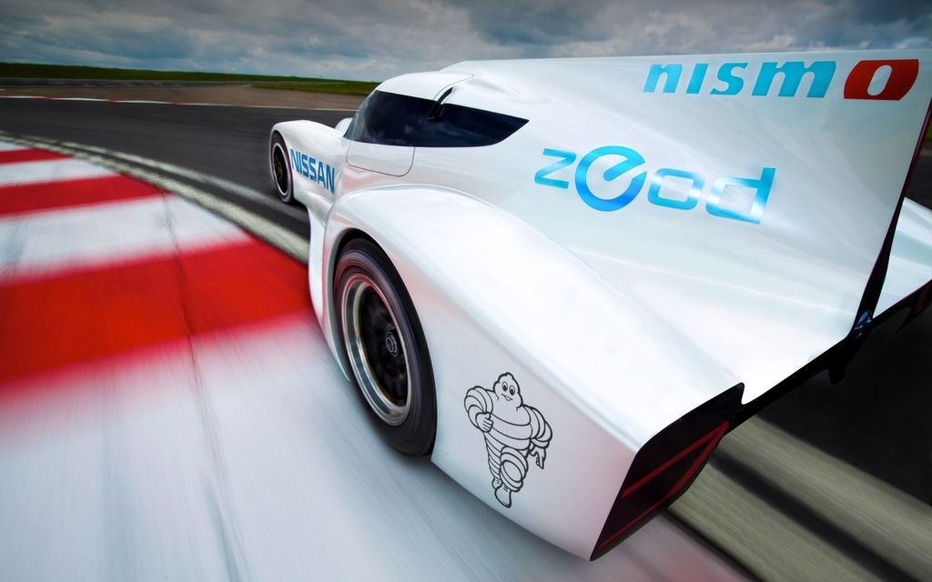 Nissan ZEOD RC