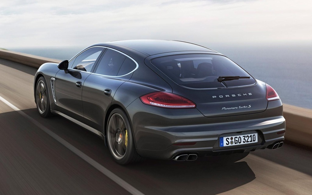 Porsche Panamera Turbo S 2014