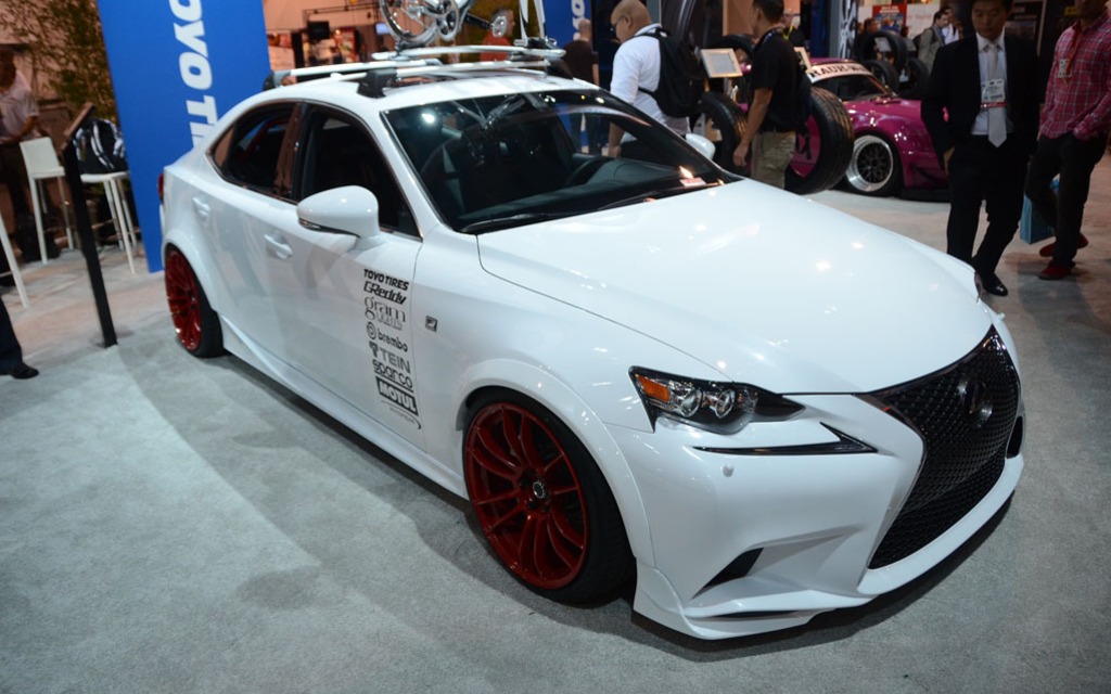 Lexus IS 