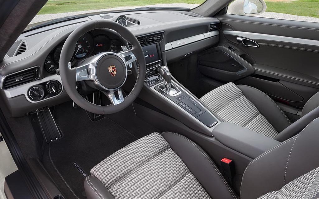 Porsche 911 50th Anniversary Edition 