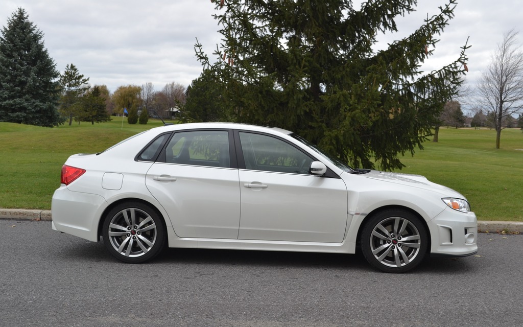 La WRX STI offre toujours quatre portes