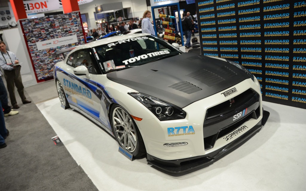 Standard Nissan GT-R