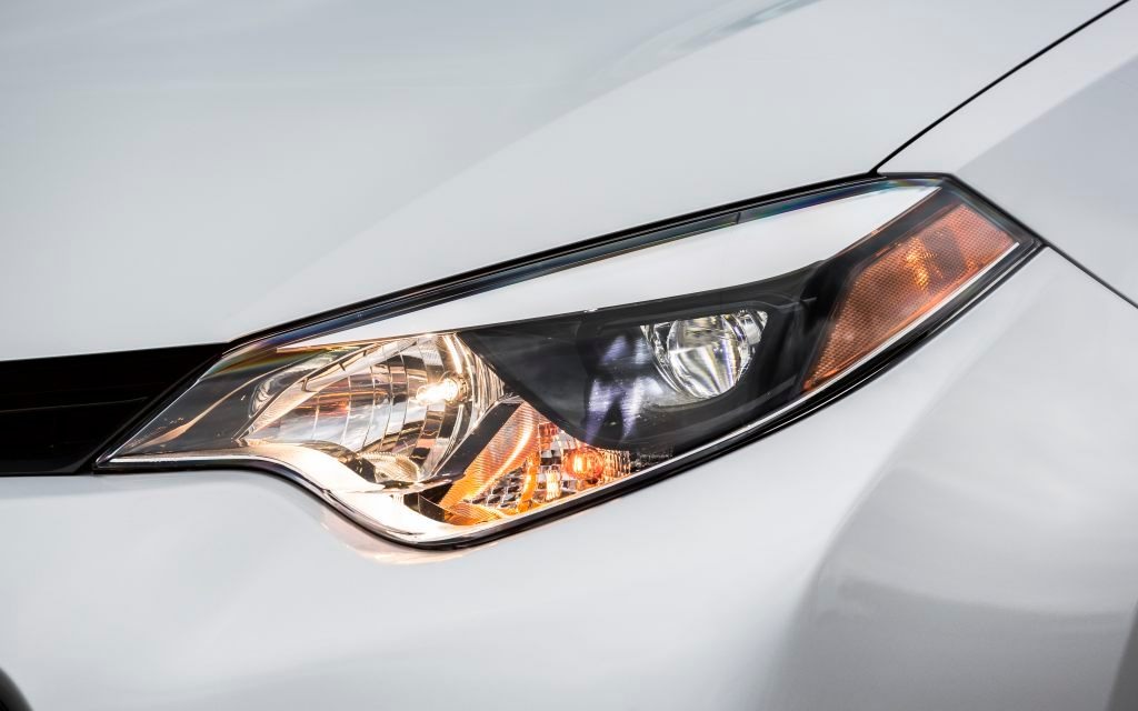 The headlights have a modern design and incorporate LED lighting.