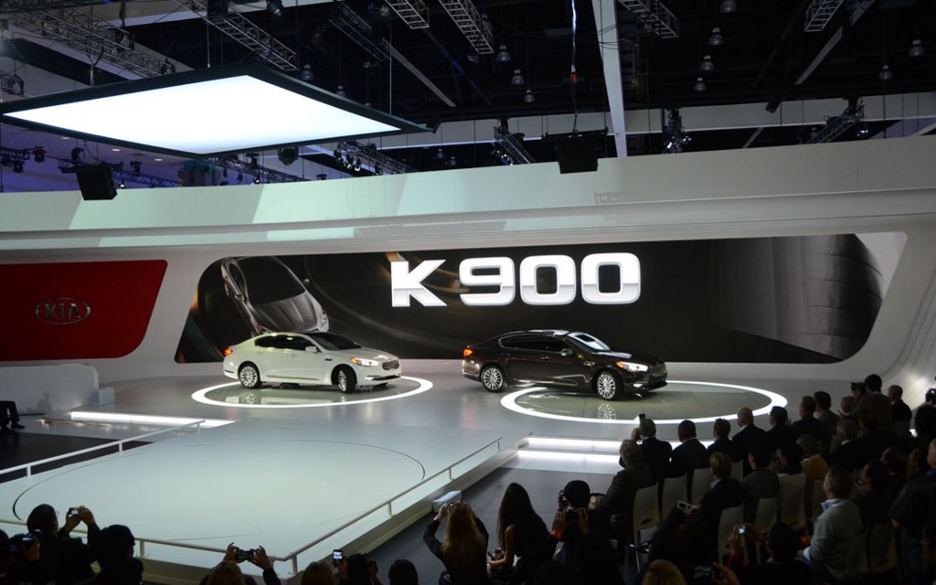 Kia K900 Unveil 