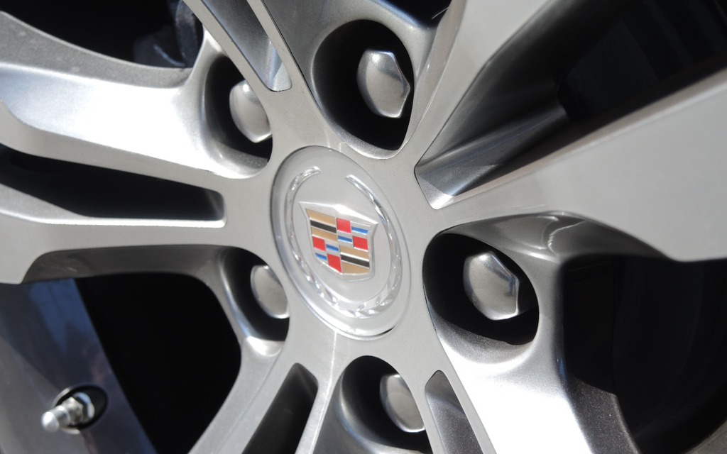 La CTS V-Sport has 18-inch wheels and sport summer tires.