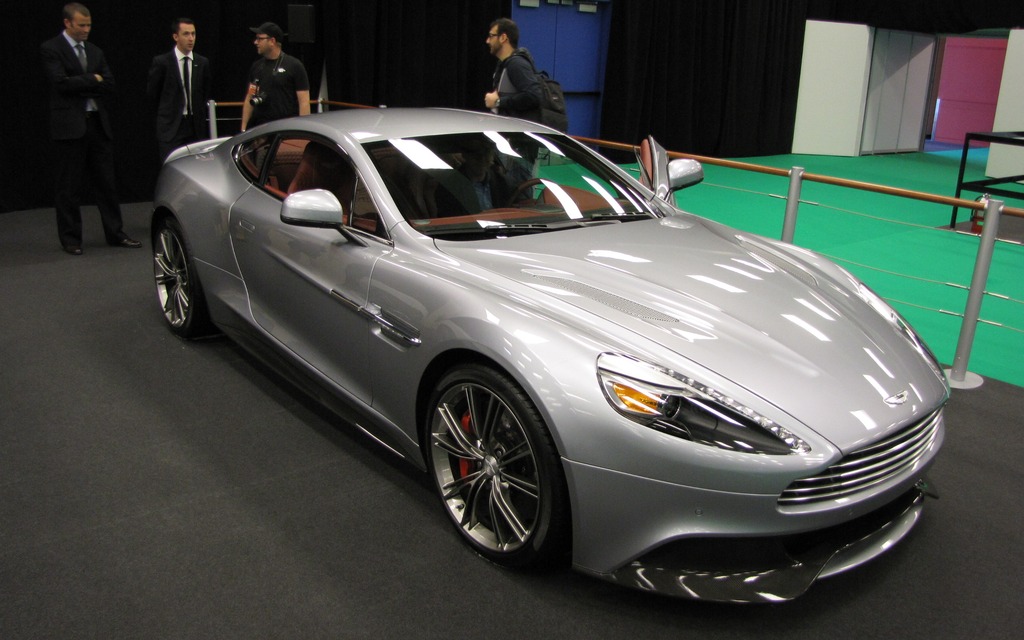 Aston Martin Vanquish 2013