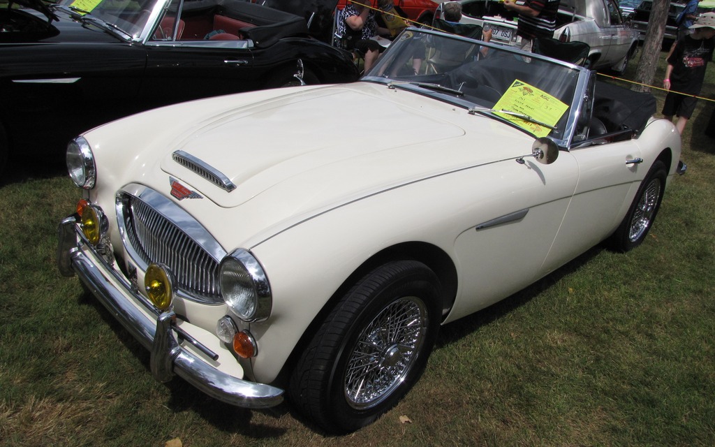 Austin Healey 3000 MK III 1967 (Propriétaire: Pierre Desgreniers)