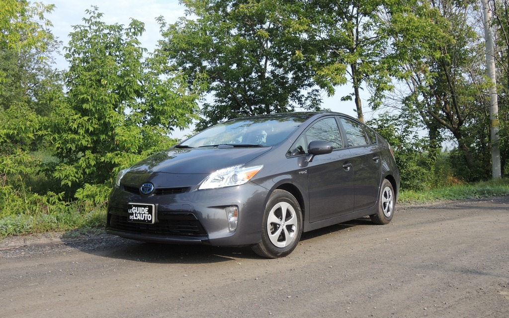 La Toyota Prius "régulière"  est plus aérodynamique qu'esthétique.