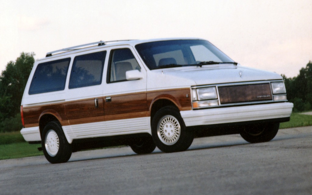 1990 Chrysler Town & Country