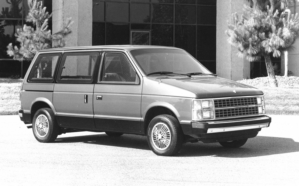 1985 Dodge Caravan