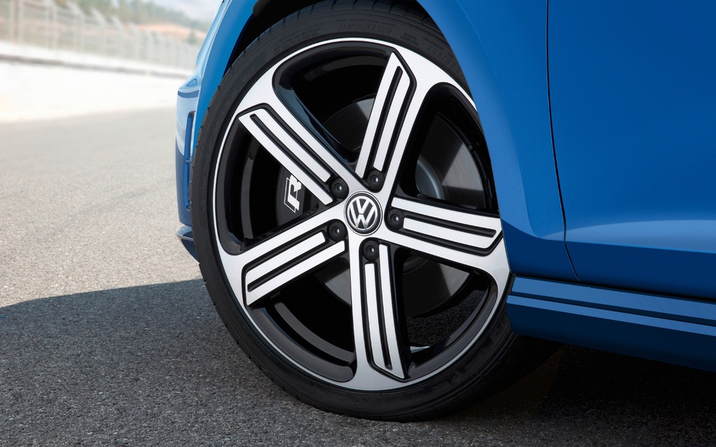 2016 Volkswagen Golf R