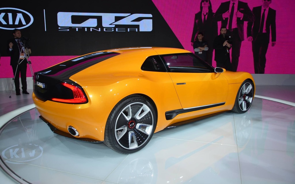 Kia GT4 Stinger Concept