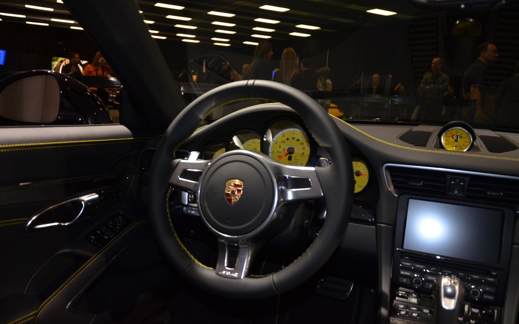 Porsche 911 Turbo au Salon de l'Auto de Montréal